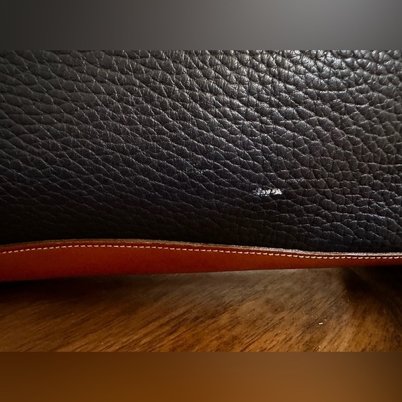 Vintage Dooney & Bourke All Weather Black Pebbled Leather Handbag Purse Bag - Picture 4 of 10